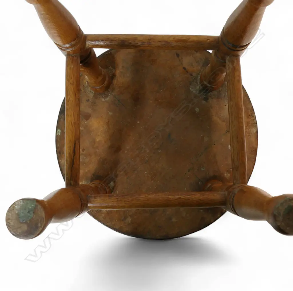 A c.1900 solid burr wood circular topped stool, Image 1++